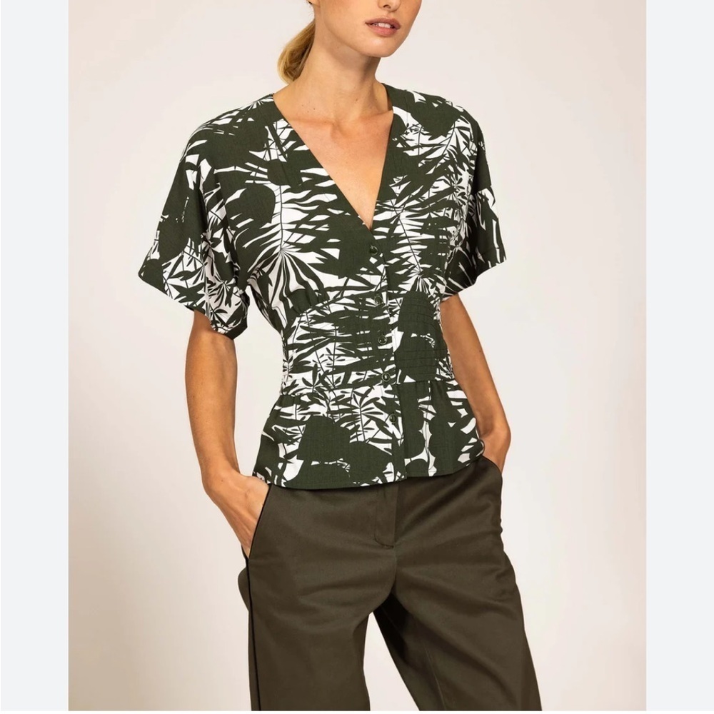 Anne Willy Michelle Palm Green Print Short Sleeves Top Blouse Size‎ 0
